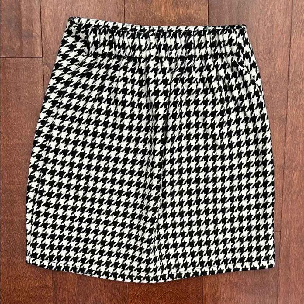 SHEIN Black and White Houndstooth Pattern 2 Piece Set, Skirt and Jacket, Size 7